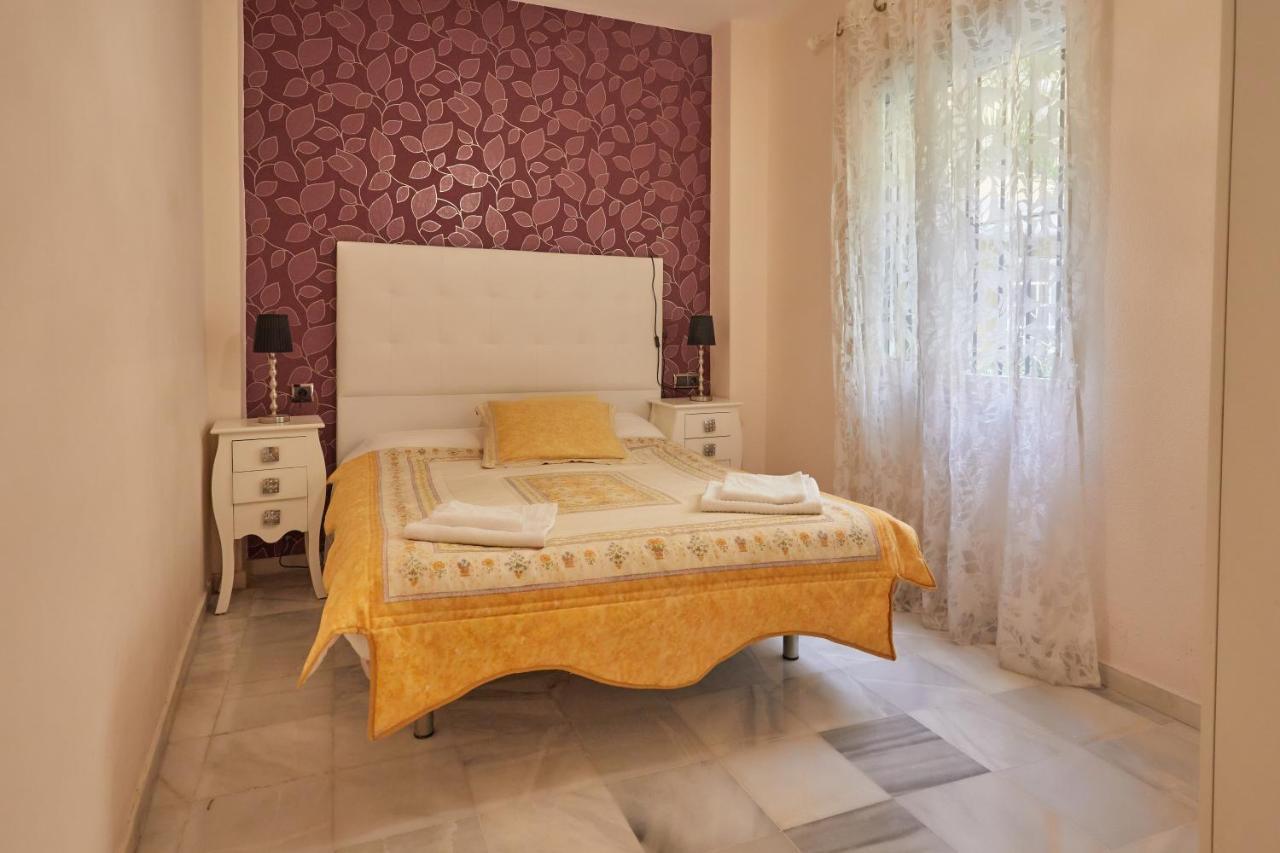 Two Bedrooms Leonor Davalos Sevilla Dış mekan fotoğraf